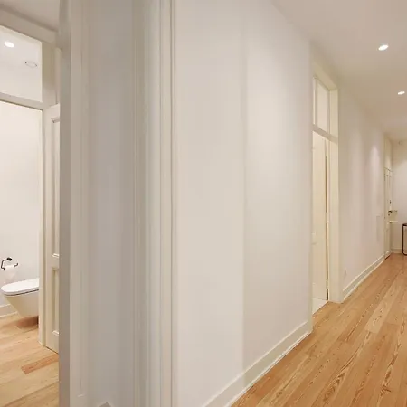 Joivy Astonishing Flat W Office Near Апартаменты Лиссабон